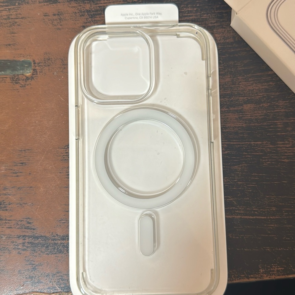 iPhone 13 Pro apple magsafe case